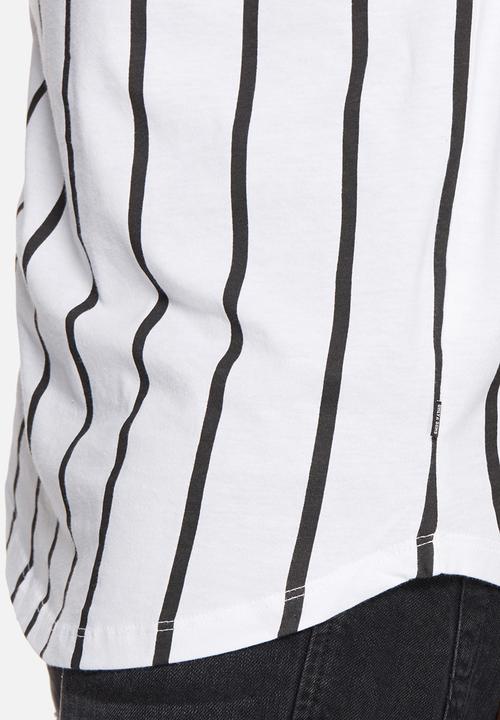 Only & Sons - Vertical tee