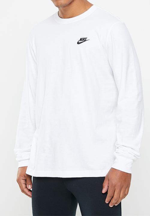 white nike long sleeve shirt