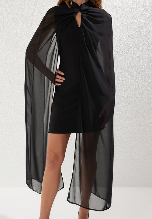 Trendyol - Cape Detailed Dress - Black