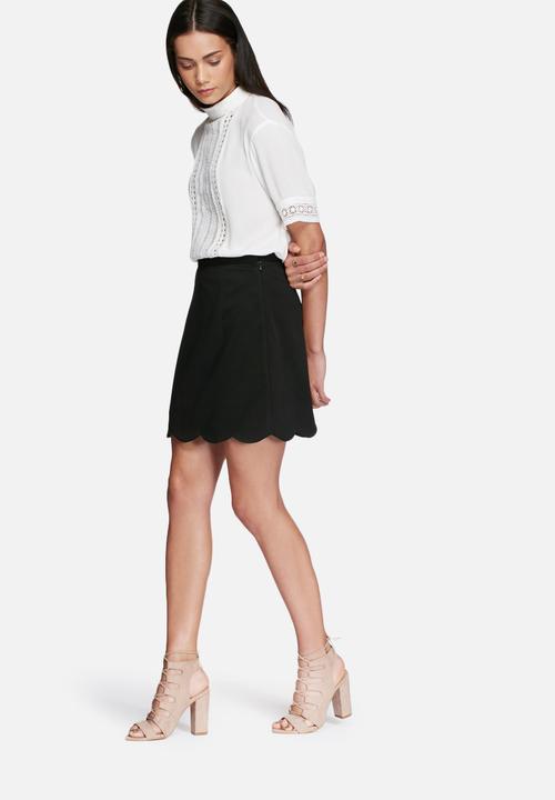 Glamorous - Scalloped mini skirt