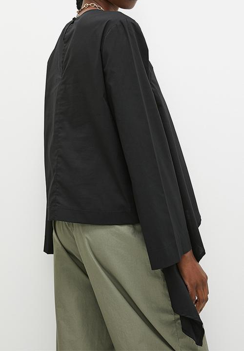 Superbalist - Asymmetric frill wide sleeve shell - black
