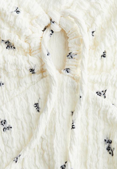 H&M - Crinkled flutter-sleeved top - cream/floral 