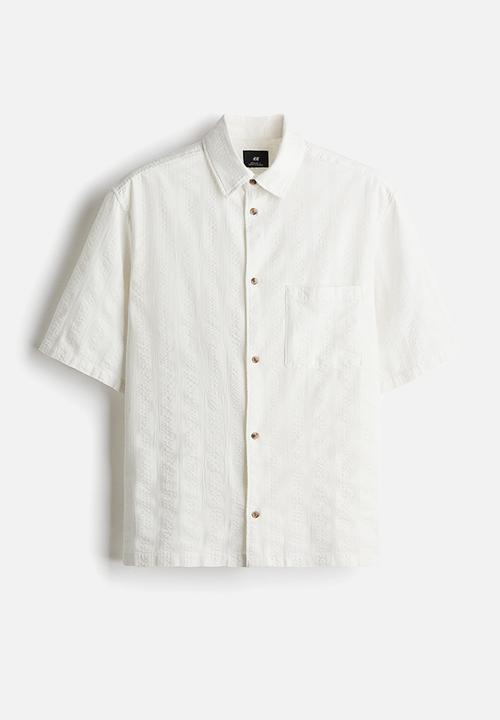 H&M - Regular fit textured short-sleeved shirt - cream