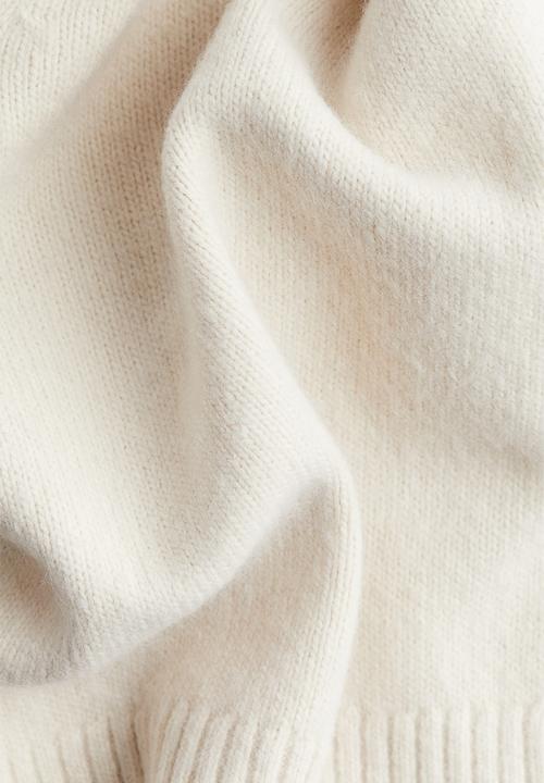 H&M - V-neck jumper - light beige 