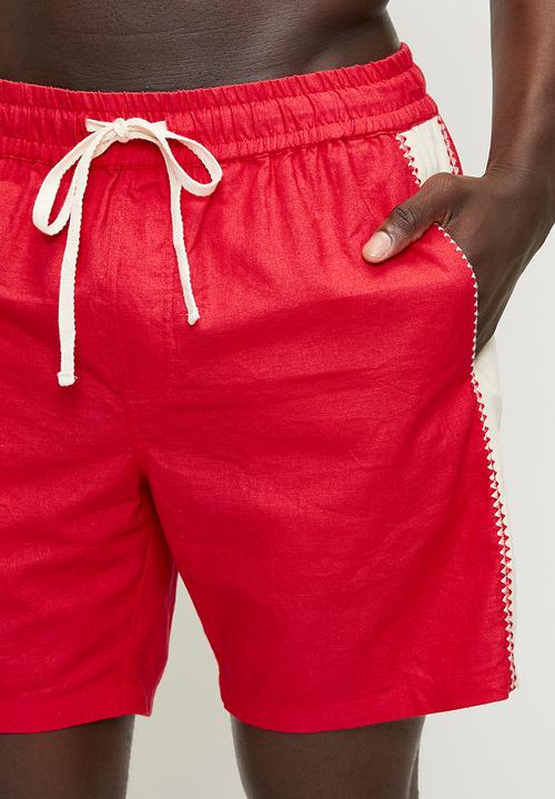Cotton On - Easy Short - Red Panel