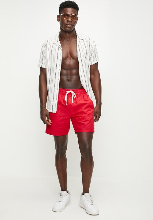 Cotton On - Easy Short - Red Panel