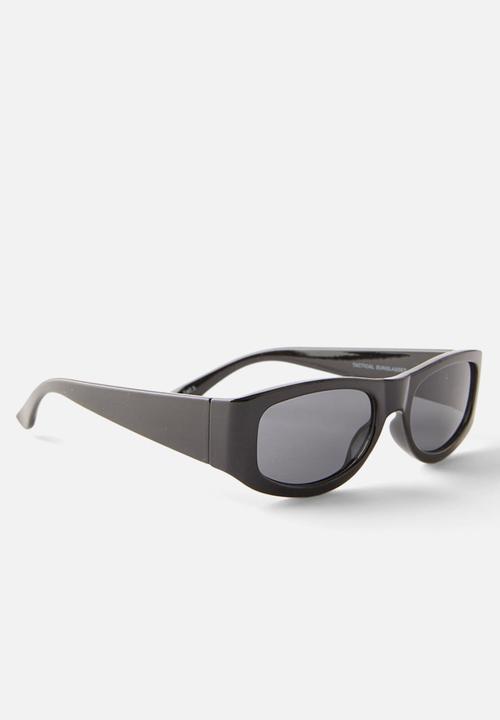 Cotton On - Tactical Sunglasses - Black
