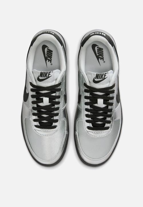 Nike - Nike Field General