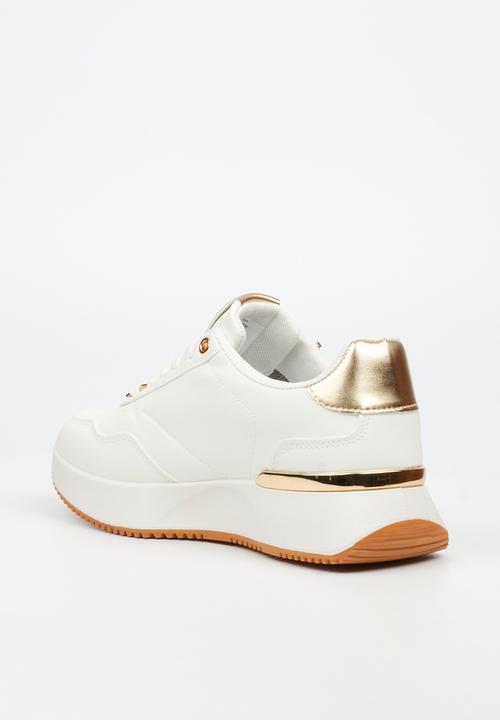 Miss Black - Dorset 7 low top sneaker - white