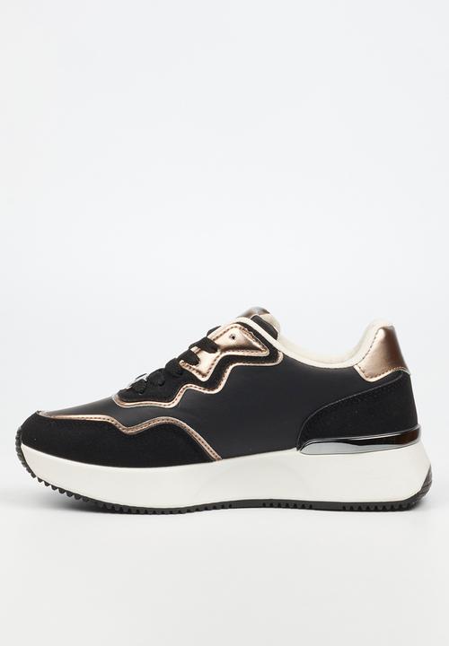 Miss Black - Dorset 8 low top sneaker - black