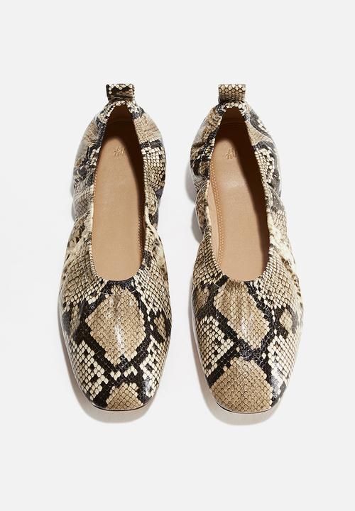 H&M - Ballet pumps - beige/snakeskin-patterned