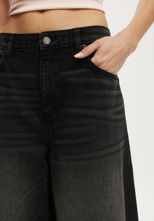 Cotton On - 91 Baggy Denim Jort/Y2K - Washed Black