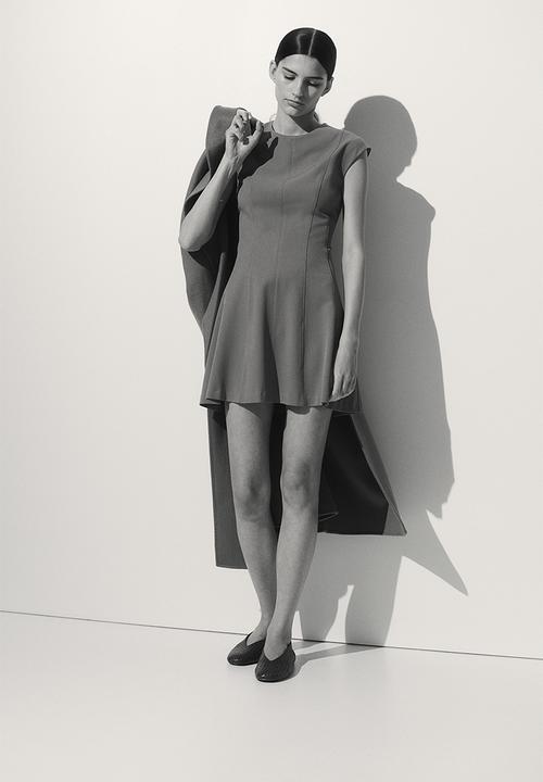 H&M - Flared-skirt twill dress - dark beige