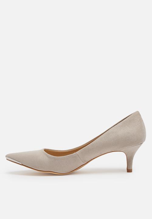 Ann-light grey