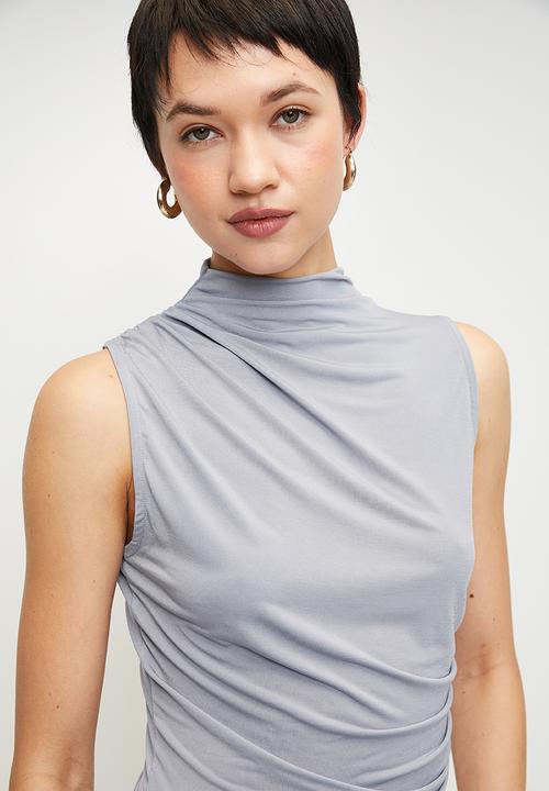 Trendyol - Zero Sleeve Gathered Formal Stretch Knitted Top - Grey