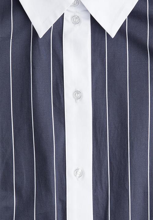 H&M - Tie-belt shirt dress - navy blue striped