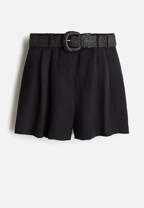 H&M - Belted shorts - black