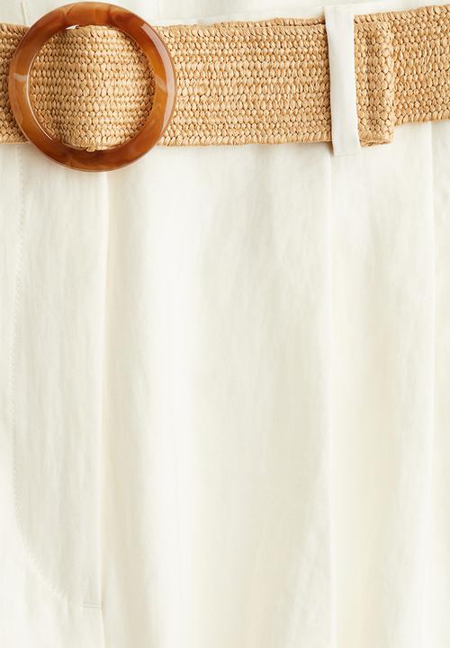 H&M - Belted shorts - white