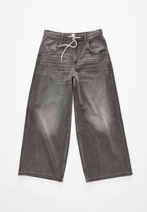 Cotton On - Y2K Super Wide Jean - Archives Grey