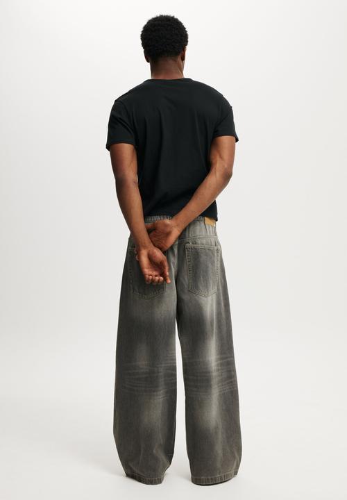 Cotton On - Y2K Super Wide Jean - Archives Grey