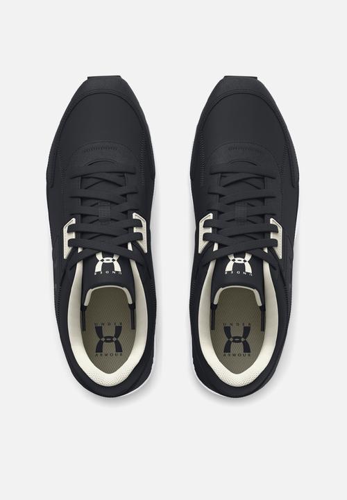 Under Armour - Essential Runner - Black / White / Black