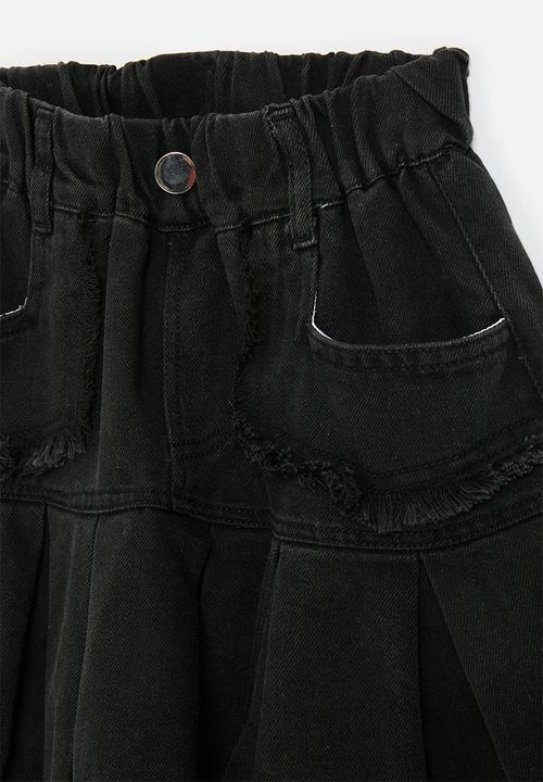 Pop Candy - Denim skirt with pleated hem - black