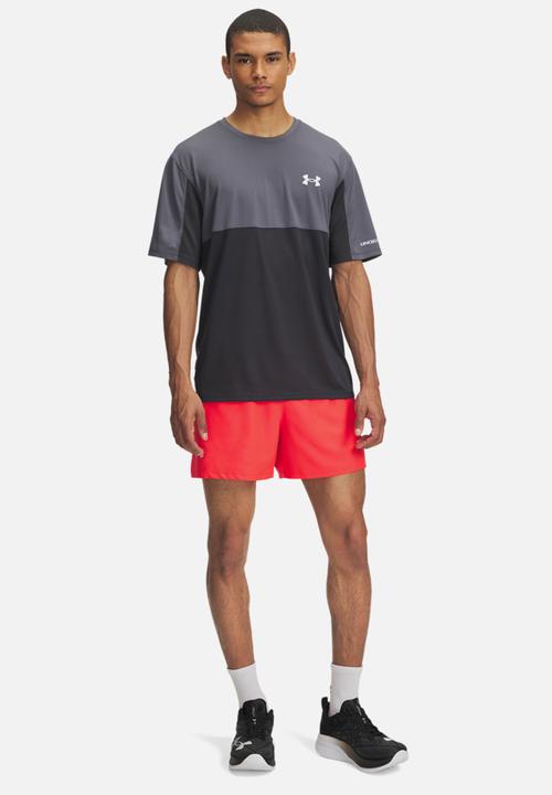Under Armour - UA LAUNCH 5'' SHORTS - Racer Red / Castlerock / Reflective