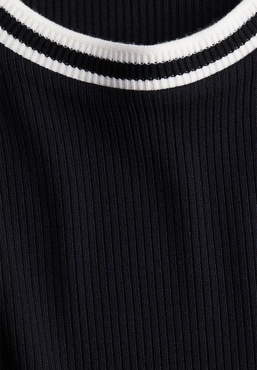 H&M - Fitted T-shirt - black