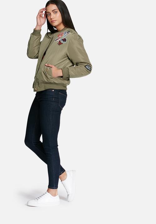 Glamorous - Patch bomber