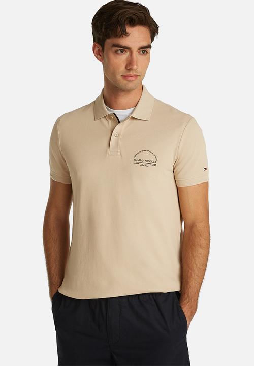 Tommy Hilfiger - Arch Graphic Reg Polo - Sandalwood