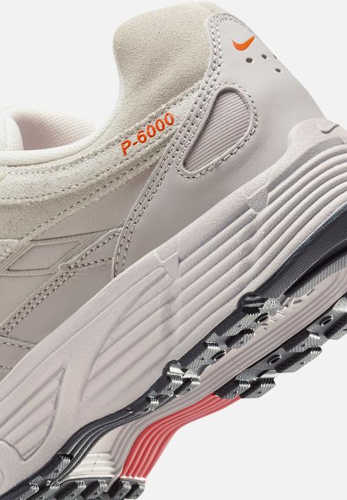 Nike - NIKE P-6000 PRM