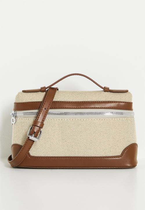 Tessa Design - Cross body canvas vanity style bag-tan