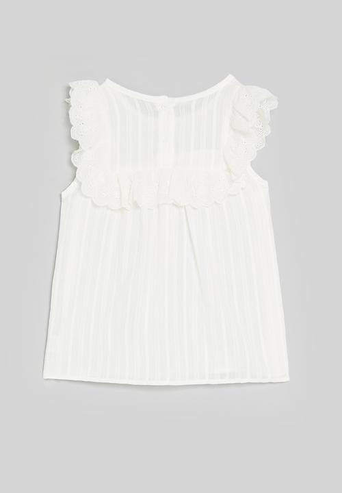 Pop Candy - Ruffle sleeeve top-white