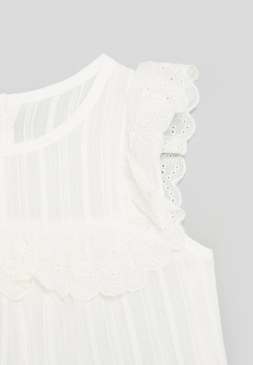 Pop Candy - Ruffle sleeeve top-white