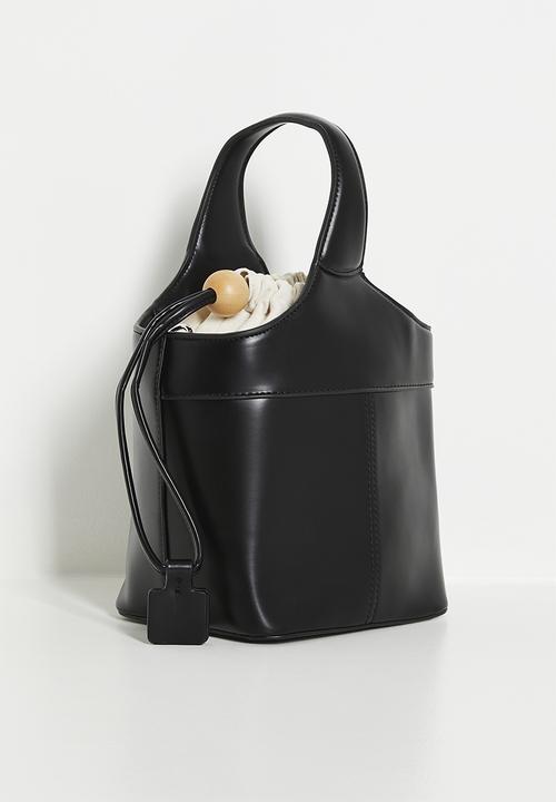 Tessa Design - Top handle bucket bag with inner drawstring pouch-black