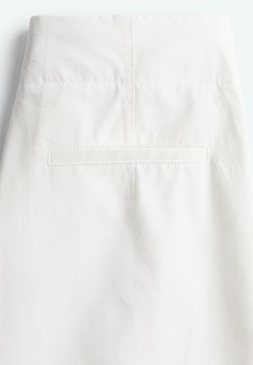 H&M - Pleat-front cotton trousers - white