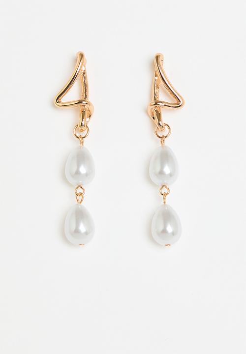 Tessa Design - Jasmine abstract shaped earrings with irregular pearls - gold