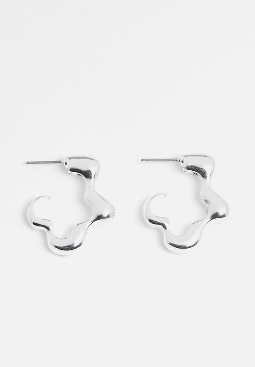 Tessa Design - Amelia abstract floral hoop earring - silver