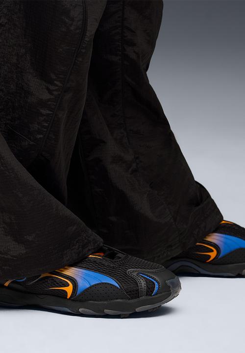 PUMA - Inhale Jr-Puma Black-Orange Glo