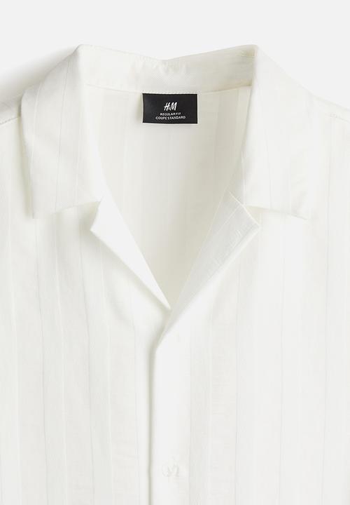 H&M - Regular fit textured-weave resort shirt - white