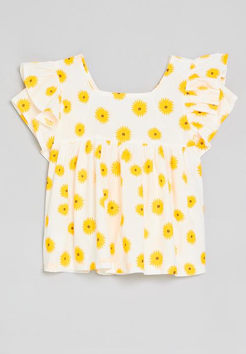 Pop Candy - Sunflower print top with ruffled sleeves - white