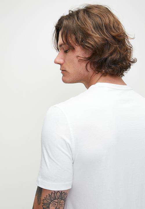 GUESS - Short sleeve Cn Guess Logo Tee - Pure White