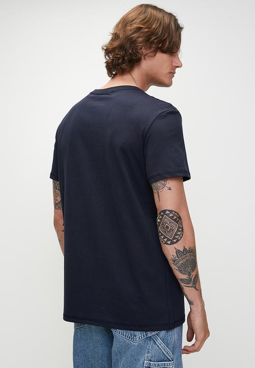 GUESS - Ss Cn Flower Embro Tee - Smart Blue