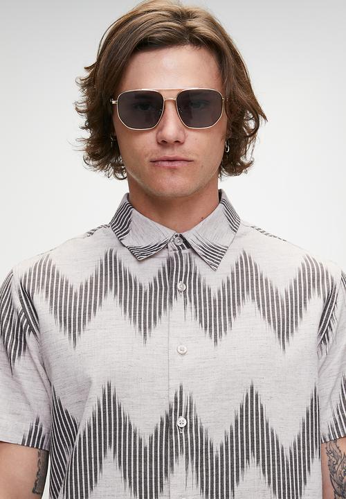 GUESS - Short sleeve Herschel Slub Shirt - Geo Stripe
