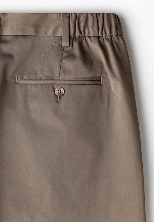 H&M - Regular fit chino shorts - dark beige