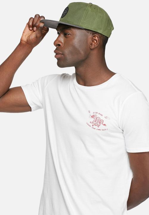 Globe - Tasman snap back