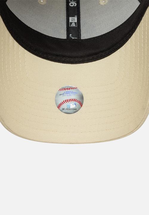 New Era - Metallic logo 9forty®new york yankees - beige