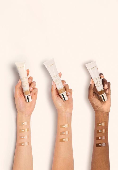 Clarins - Skin Illusion Tinted Moisturizer SPF 25  Natural Radiant Coverage - 02