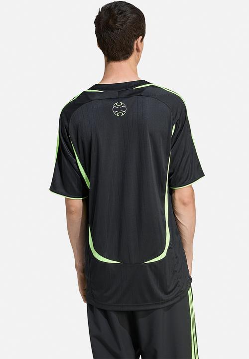 adidas Originals - TEAMGEIST TEE - black/signal green