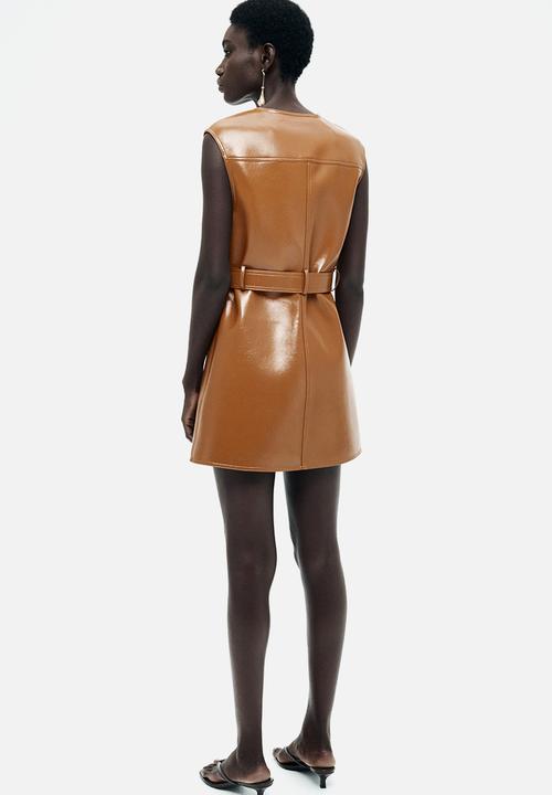 H&M - Coated cargo dress - brown